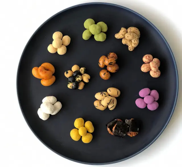 すえひろじゅうにまめ（テトラタイプ４０個入り豆菓子の手土産）の画像