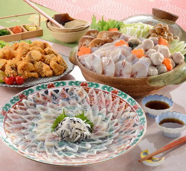 国産とらふぐ贅沢三昧セット＜４～５人前＞の画像