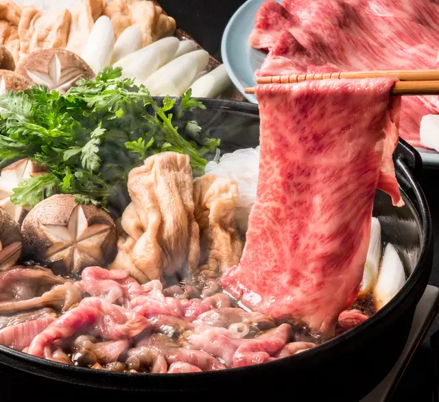 【選べるギフトセット】近江牛霜降り すき焼きしゃぶしゃぶ 500ｇ　【化粧箱入】の画像