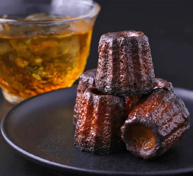 おきてやぶりのカヌレの画像