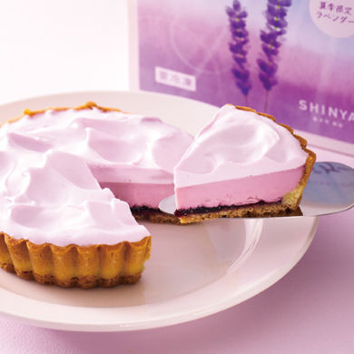 ふらの雪どけチーズケーキ《ラベンダー》