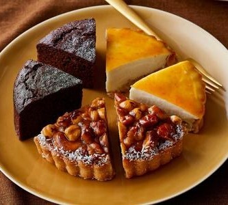 人気のケーキ3種アソート～秋冬限定～