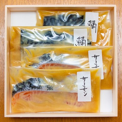 西京漬（4枚）サーモン・鯖（各2枚）