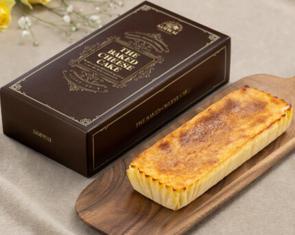 THE BAKED CHEESE CAKE