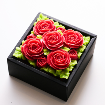 Anniversary"ミニ"ボックスフラワーケーキ【Shining Red】
