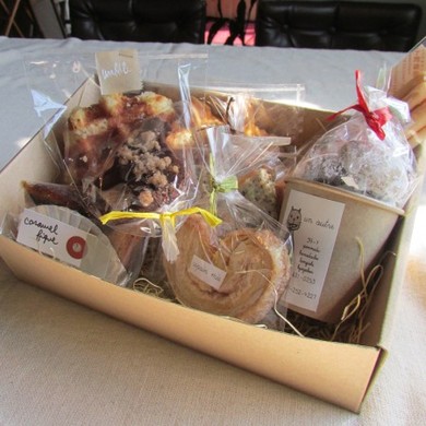 アーモンドバターと焼き菓子の詰め合わせ