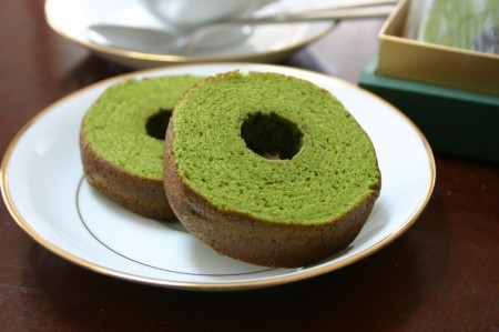 抹茶バームクーヘン