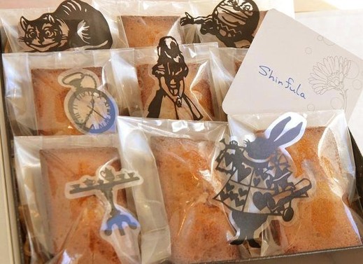 焦がしバターと仏産・森のはちみつの コクある香りいっぱいのフィナンシェ 9点