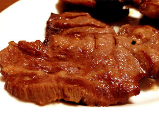 仙台名物　肉厚牛タン 300g