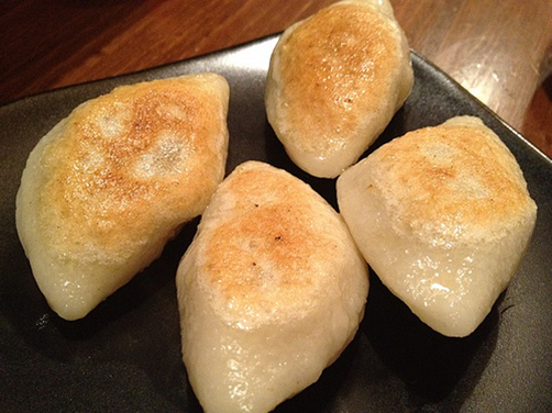 【手延べ】白龍（ぱいろん）餃子10ヶ