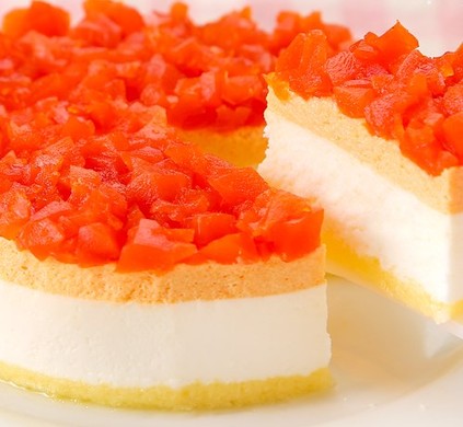 幸せトマトのレアチーズケーキ