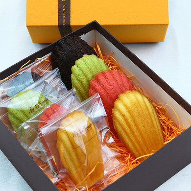 Boîte de 8 Madeleines マドレーヌ８個詰合せ
