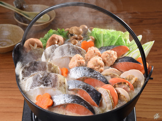 北海道の郷土料理！石狩鍋セット＜4～5人前＞