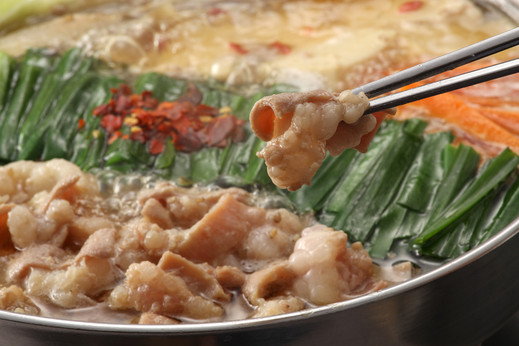 【醬油味】生野菜付き 博多国産牛生もつ鍋セット (4～5人前）