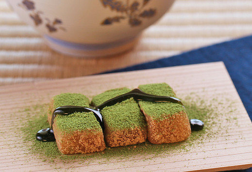 閼伽井（抹茶）