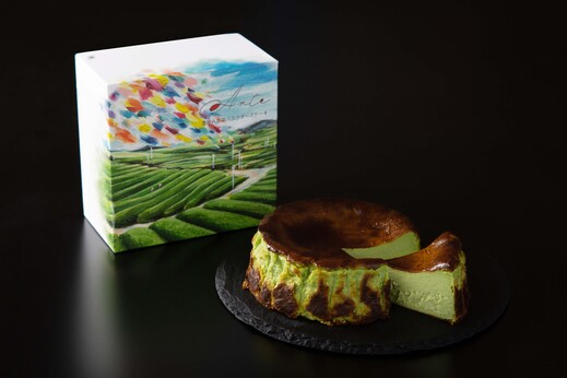 濃厚八女茶バスクチーズケーキ