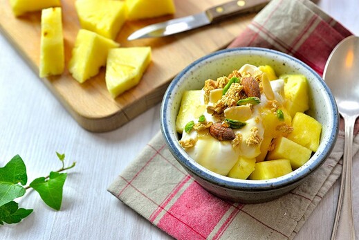 石垣島産 カットパイナップル （ハワイ種）