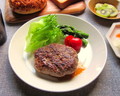 肉そのものの味わいを楽しみたい絶品ハンバーグ♪