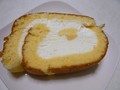 生クリームたっぷりです。