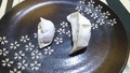 右が羽根木餃子！大きい！