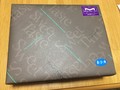 シンプルなパッケージ