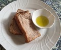 綺麗なグリーン。天然酵母パンと。