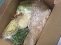 箱の中。スープはもう一枚袋に入ってます。