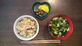 五目おこわとおもてなし椀。
