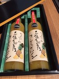 細身の瓶にラベルがツボ