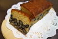 カットしてみると、黒豆がぎっしり！
