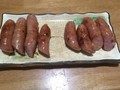 黒豚ウィンナー、画像右はチーズ入りです！