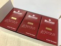 格式高い紅色のパッケージ