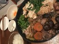 鶏肉を堪能出来るすき焼きです。