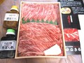 しゃぶしゃぶセット。お肉が美しいです。