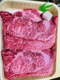 トレーに入っています