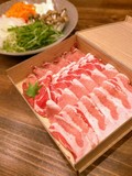 解凍後、きれいなピンク色のお肉です