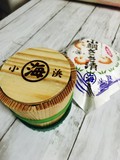 杉の木樽の中に連子鯛が敷き詰められてます