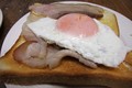 しみ出した脂がキラキラひかっています