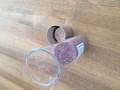 光の当たり方でも色味が変わって面白いです