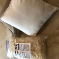 クッションと比べてみました