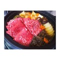 お肉を半分に切ってお鍋へ入れました
