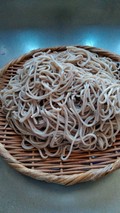 ざるに盛り付け
