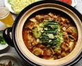 もつと野菜を活かす旨辛な赤いスープ！