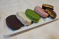 手前はチョコレートです。