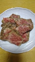 柔らかいので、切りやすいです。