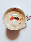 つぶらな瞳で見つめないで