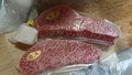 美しいサシ！牛脂も入っていて親切です。