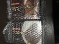 プチプチに守られて！