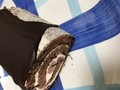 横から