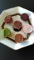 断面図。中身は柔らかいガナッシュです。